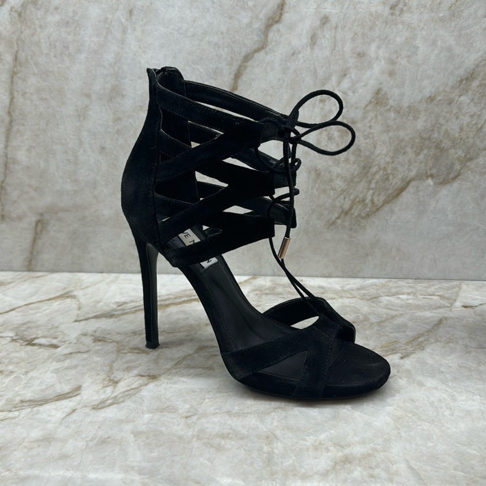 Steve Madden - sexy lace up heels